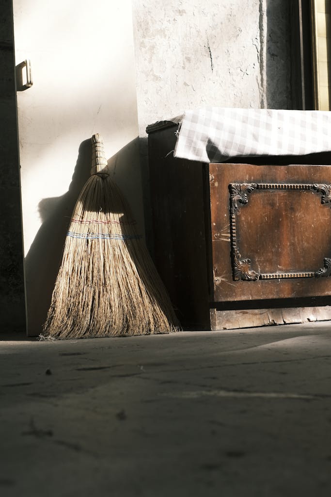 Tweedehands accessoires en meubelen